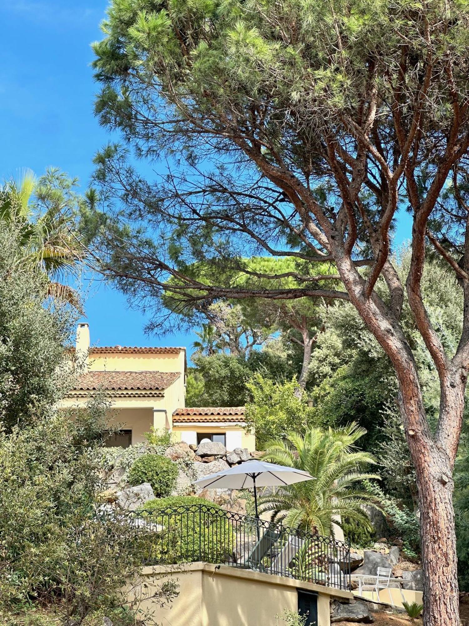 Villa Boca A Gigaro - Avec Vue Et Piscine Chauffee Ла-Круа-Вальме Екстер'єр фото
